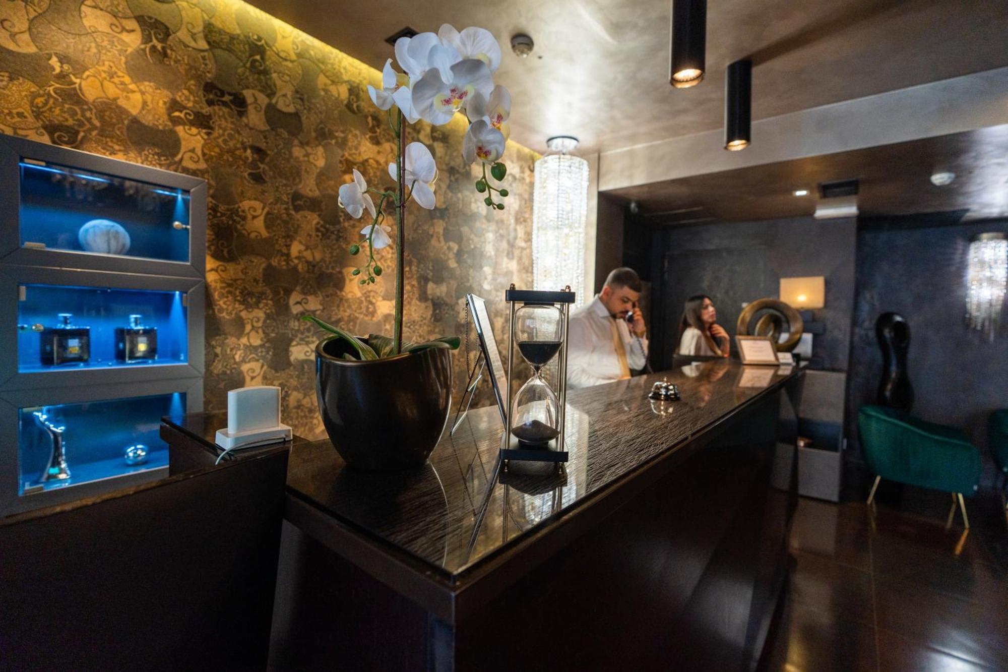 Divina Luxury Hotel Rome Exterior photo