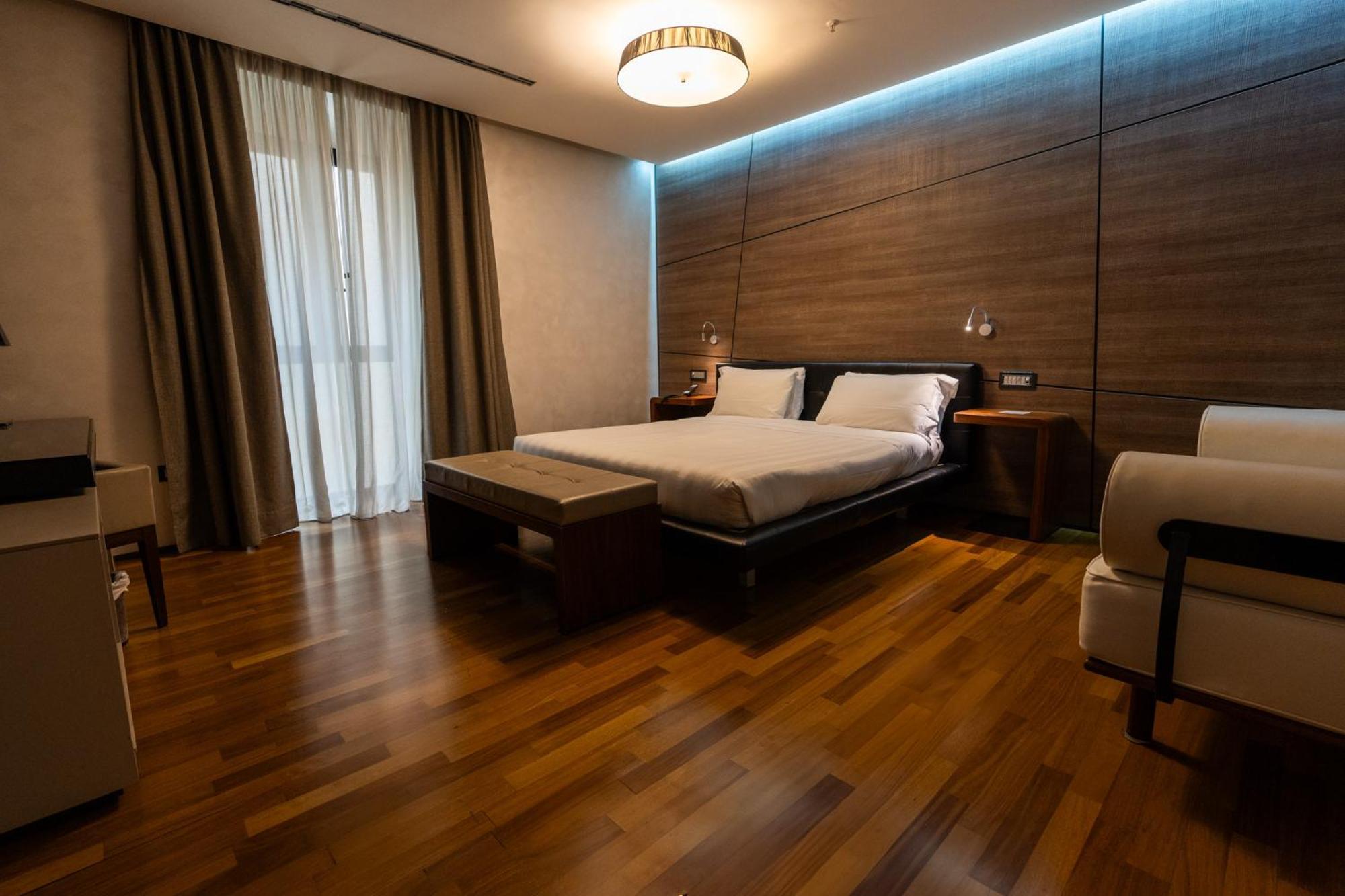 Divina Luxury Hotel Rome Exterior photo